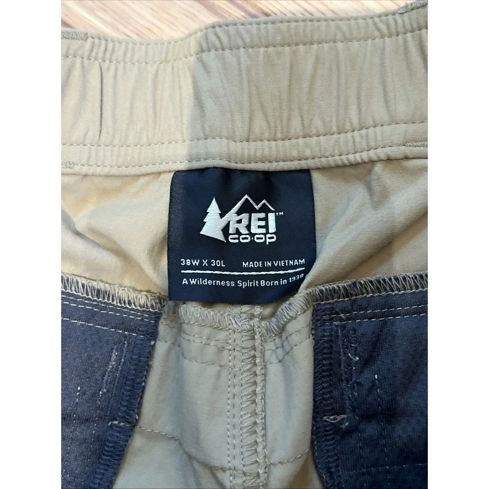REI Co-op 38wx30L Brown/tan Cargo Pants Men's